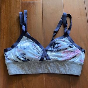 WornGray and navy blue lululemon sports bra size 6